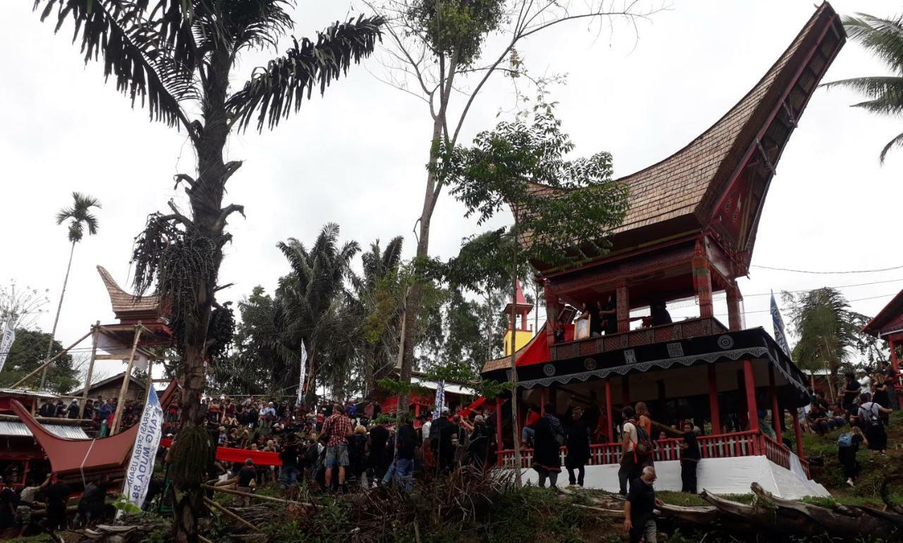 Готель Toraja Manubackpacker Рантепао Екстер'єр фото